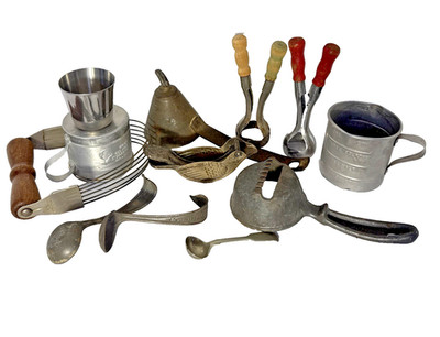 Junk Drawer Lot Primitive Kitchen Gadgets Turn Key Ice Cream Scoop, Ice Shaver +