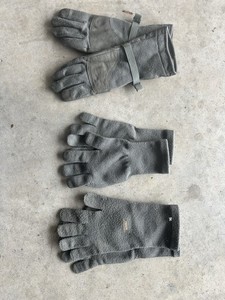 Army Issue Gloves/Glove Liners