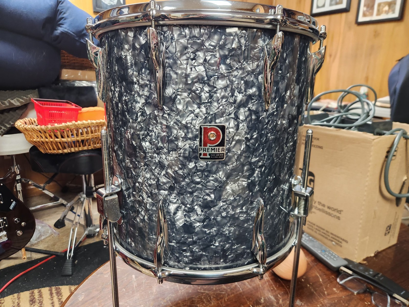 Premier 1960's Floor Tom w/Rare Premier Vitria Shell