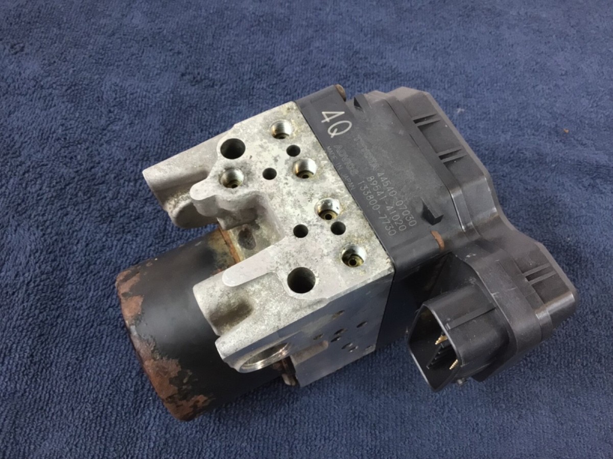 05 07 Toyota Avalon Anti Lock Brake ABS Pump Assembly 44540-07030