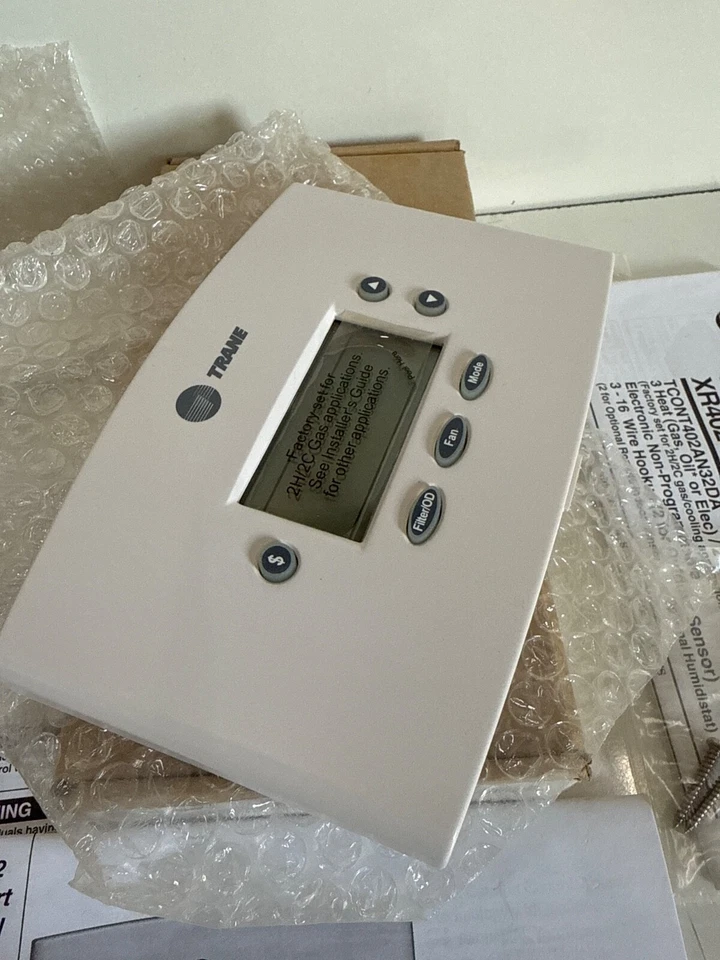 TRANE TCONT402AN32DAA Comfort Control ( Non Programmable ) - Image 3 of 4
