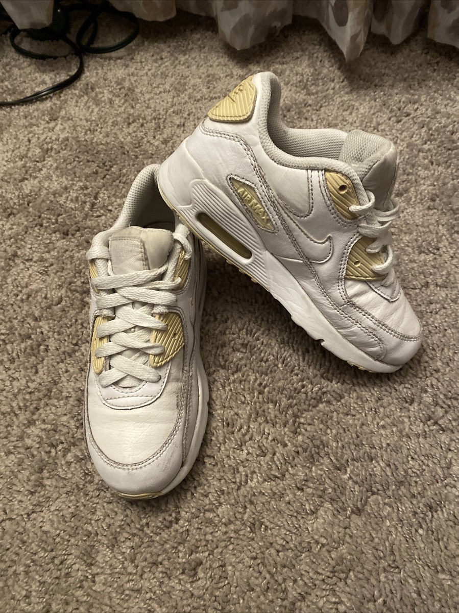 yellow nike air max 90 with chain