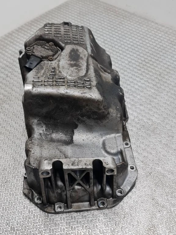 Audi A3 S3 8P 2010 Petrol Oil sump pan 03C103603T TDR34008 - Image 4 of 4