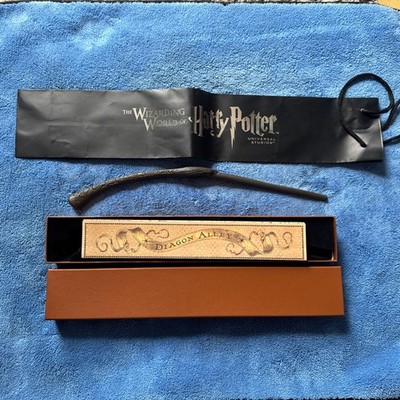 Universal Studios Bellatrix Lestrange's INTERACTIVE Wand New Harry Potter