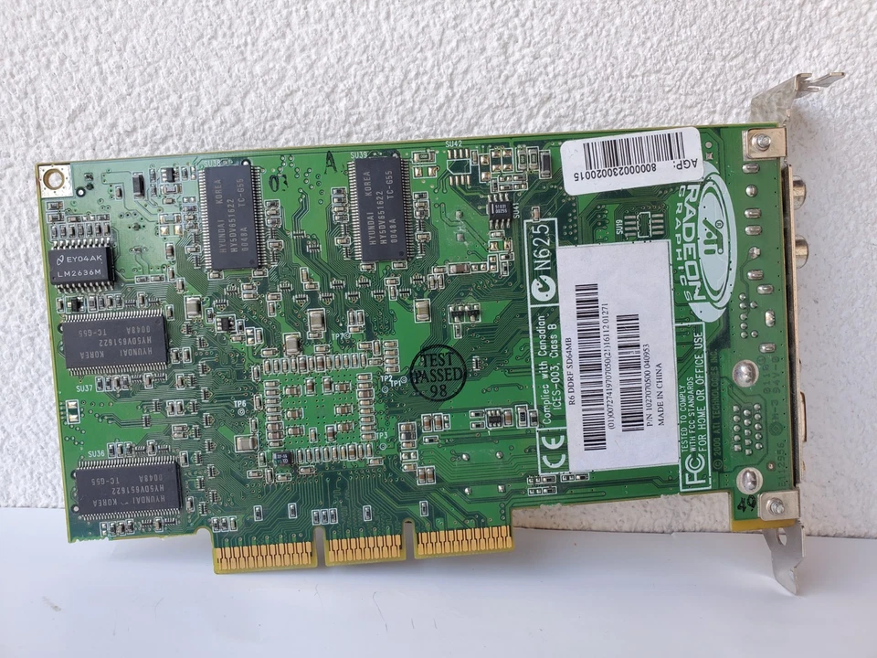 ATI R6 Rage Theater DDRF SD64MB AGP Graphics Card - Image 3 of 4