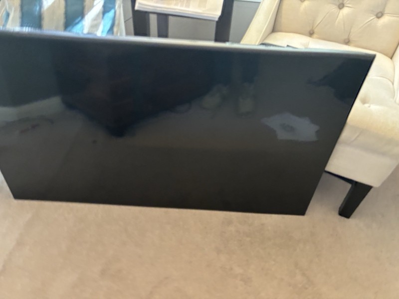 50 inch flat screen tv (doesn’t Show Picture)