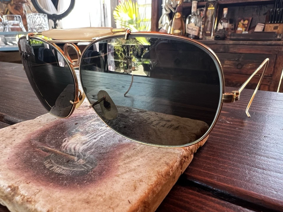 Gafas de sol Ray-Ban EE. UU. 60 vintage B&L ancho aviador "Decot" RB-3 Shooter 10k GO Foto 2 de 4