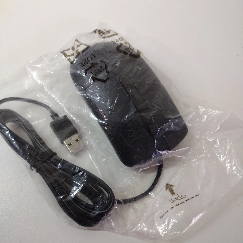 Dell USB Mouse  065K5F New  Sealed 3-button, Scroll Wheel - Image 4 of 4