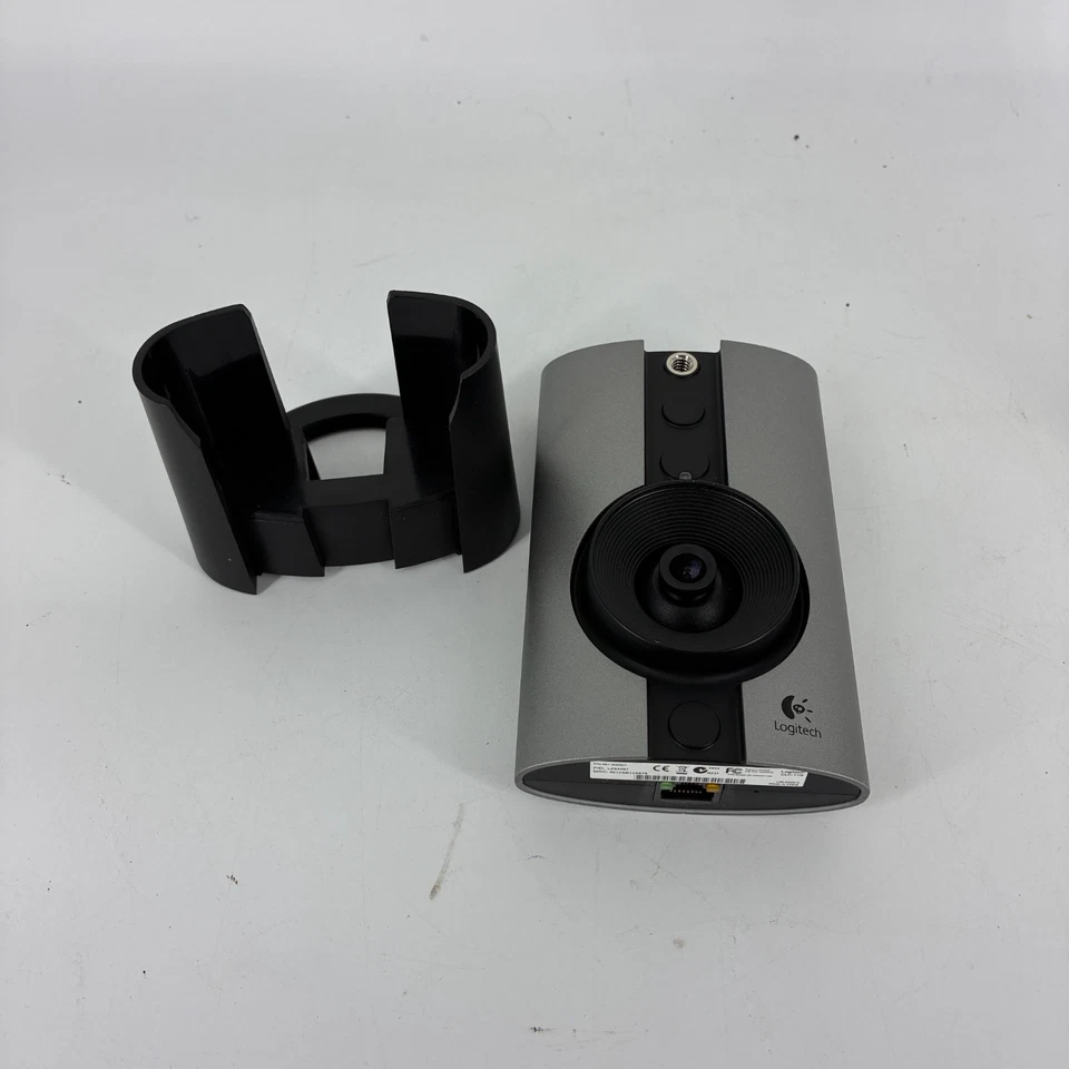 Logitech Camera Wilife Security Camera CLC-110i & Adaptor CPS-220i-A with Stand - Image 4 of 4