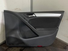 VW Golf 6 Türverkleidung Vorne Rechts 4/5Türer 5K4867012 / 5K4868080C ()