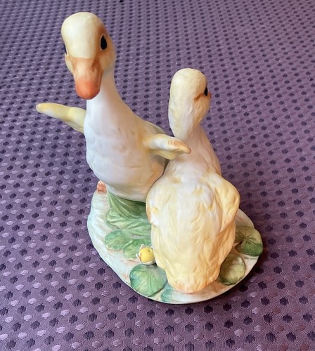 Vintage 1982 HOMCO Masterpiece Porcelain TWO DUCKLINGS FIGURINE Ducks 