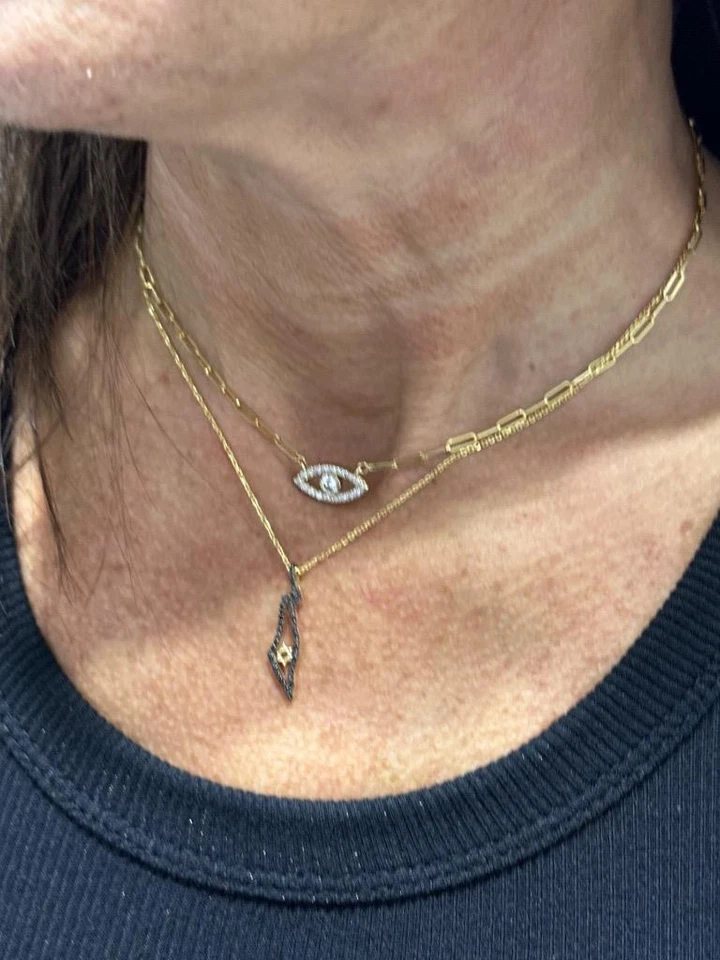 Colgante Mapa Estrella de David Israel Personalizado Oro Amarillo 14k y Diamantes Negros Naturales