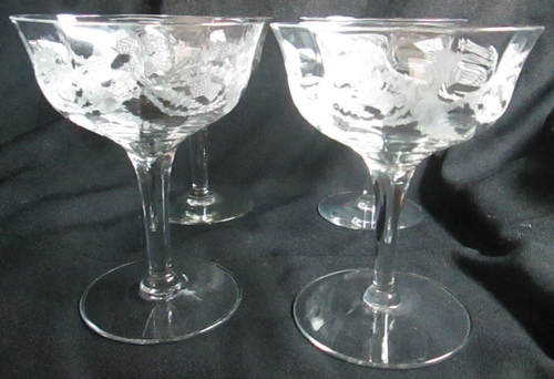 Set Of Four (4) 1910 "Central Glass Works" (Thistle Pattern) Champagne Stems - Picture 2 of 5