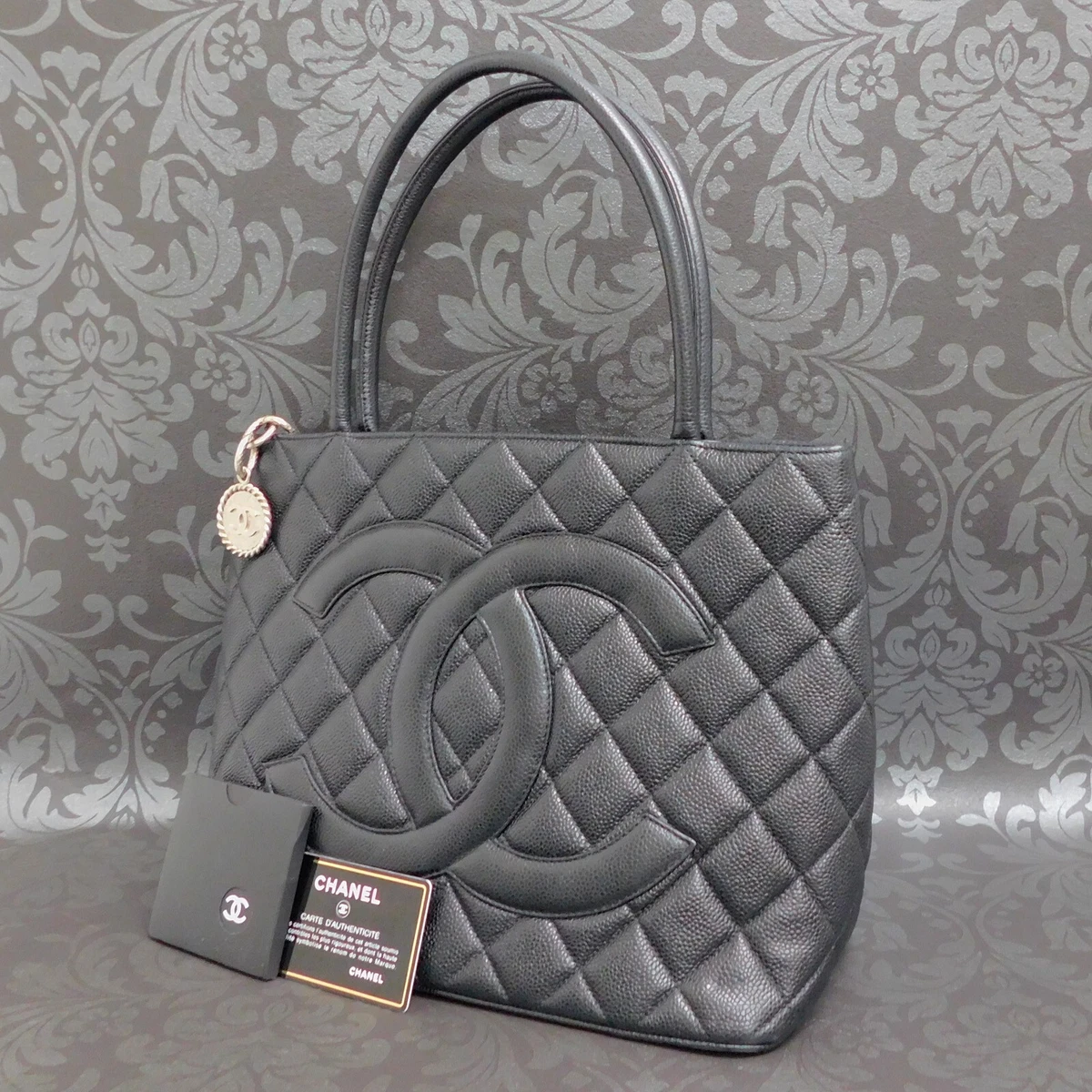 CHANEL MEDALLION Caviar Skin Leather Black Tote Bag #2646 Rise-on  