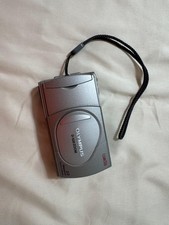 Olympus CAMEDIA D-520 Zoom 2.0MP Digital Camera Metallic Silver