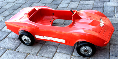 Rare! Empire Toys 1970's Corvette Stingray Roadster Pedal Car Red 3' X 18'' X11''