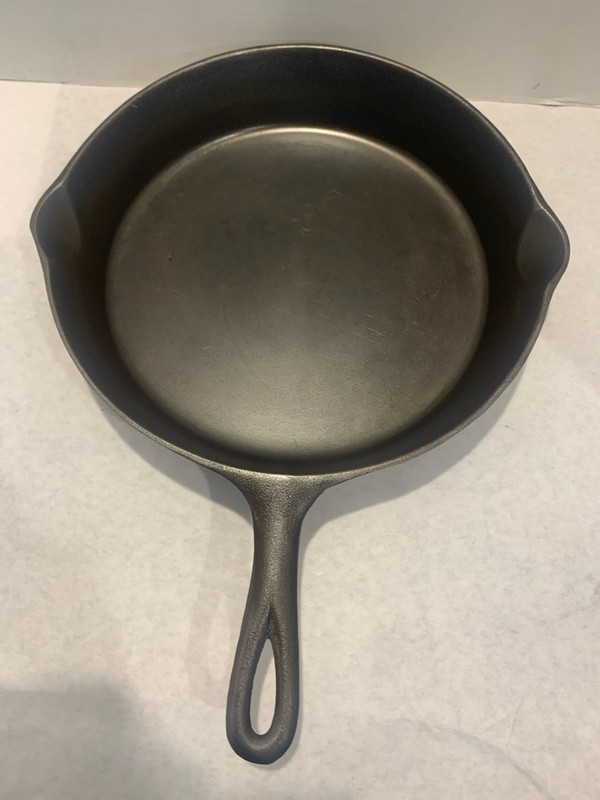 Vintage Refurbished Lodge #8 3 Notch Cast Iron Skillet 