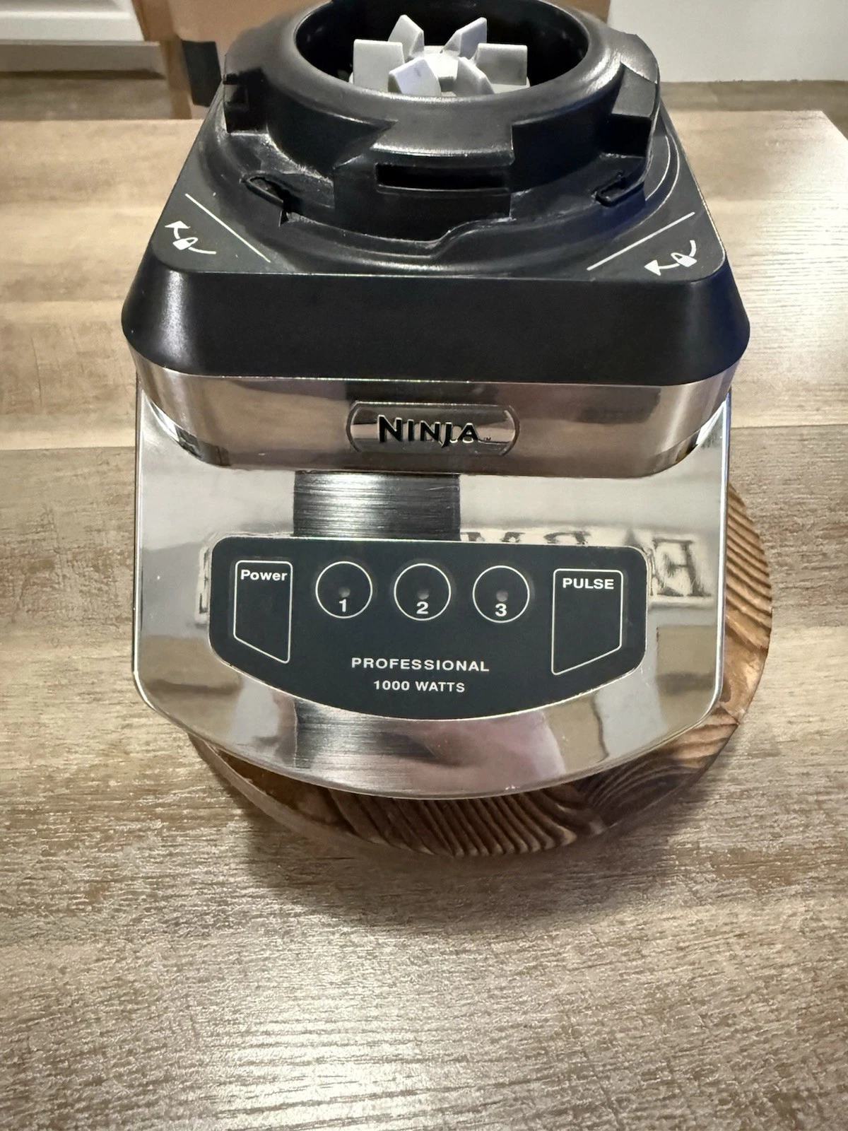 NINJA Professional Blender NJ600 30 1000 Watts Motor Base Only - Tested