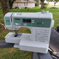 Máquina de coser Brother XR3240