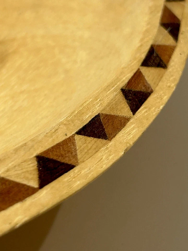 RARO TAZÓN DE MADERA TALLADA A MANO DE COLECCIÓN ENSALADA DE FRUTAS ASAS DE METAL HERMOSA MADERA 16” PULGADAS Foto 3 de 4