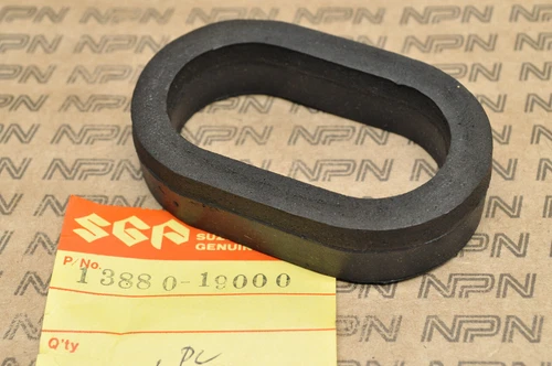 CARBURETOR AIR INLET HOSE