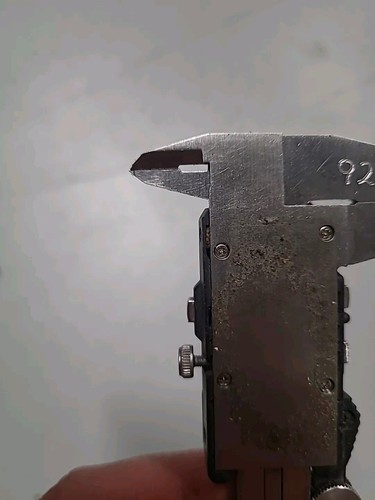 Mitutoyo 500-321 Digital Digimatic 6" Digital Calipers - Picture 10 of 12
