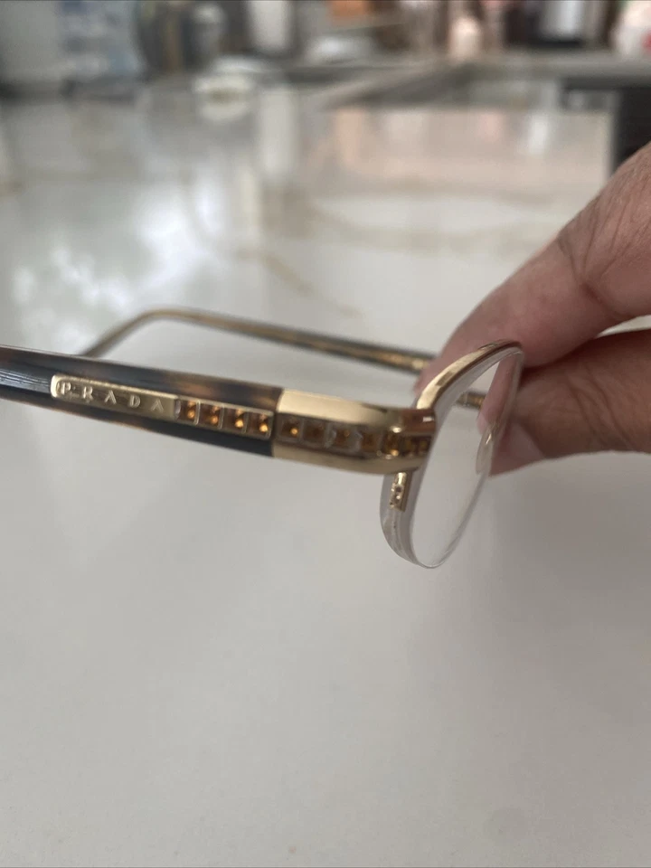 Marco de gafas PRADA hecho en Italia con estrás de topacio usado Foto 2 de 4