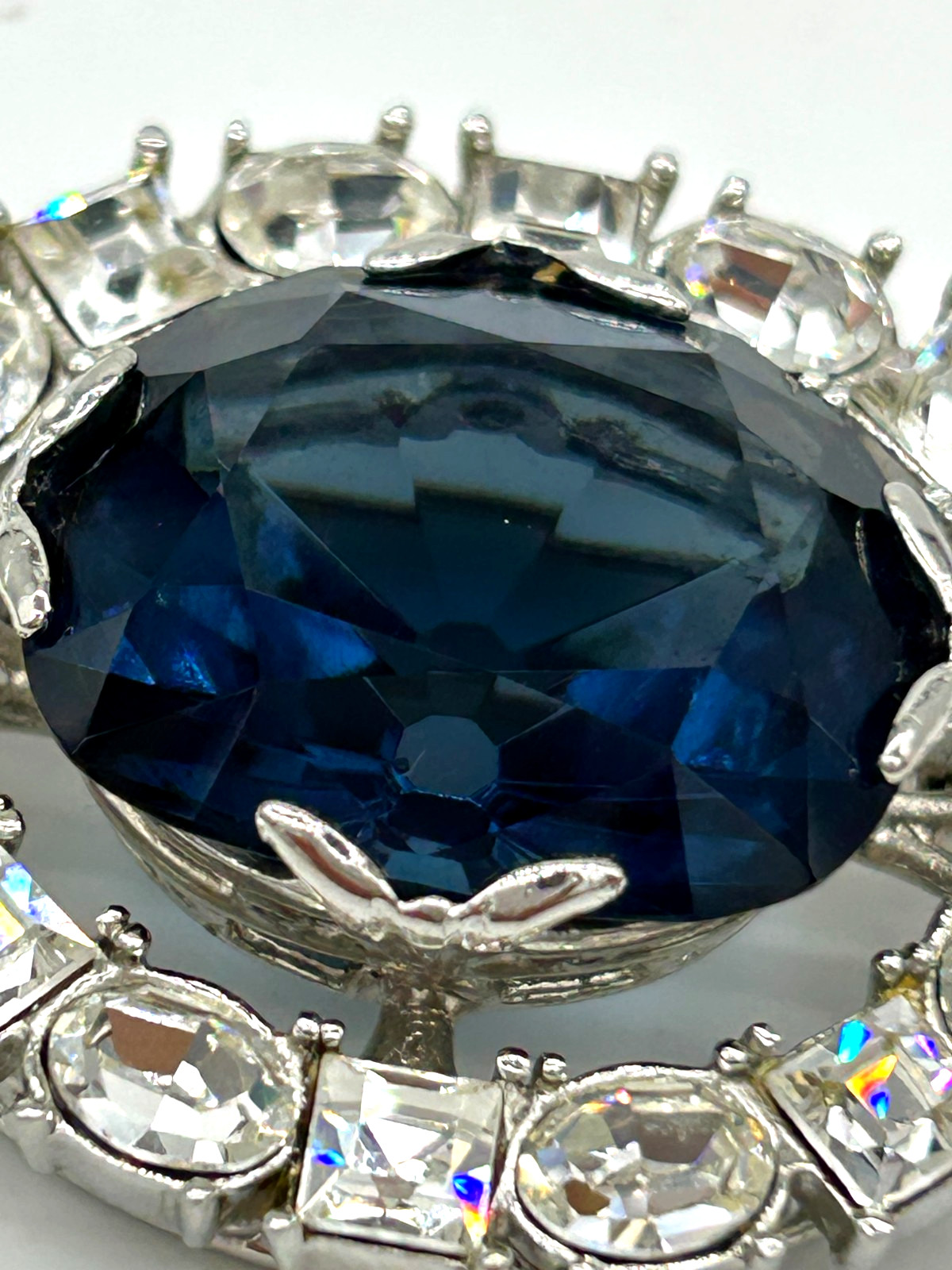 Smithsonian Museum Hope Diamond Replica Blue Faceted Oval Crystal Brooch Pin