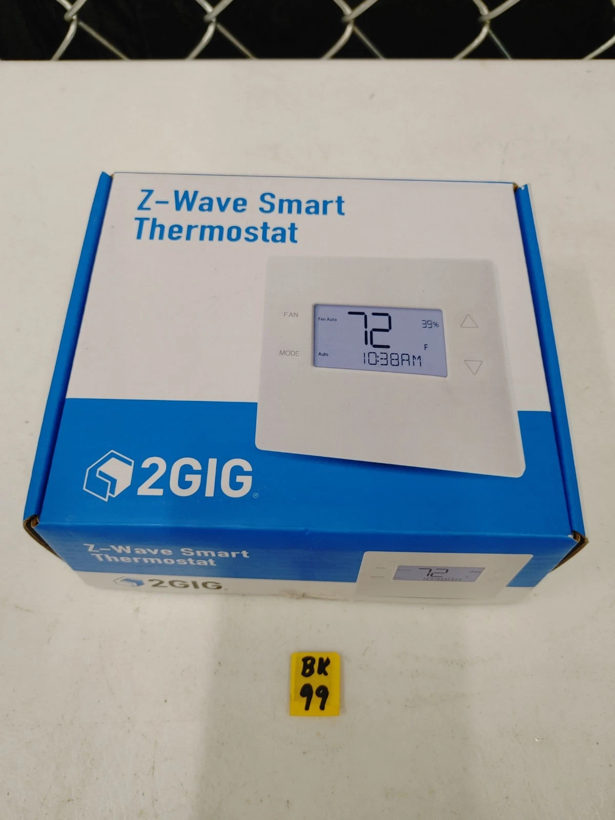 2GIG Z-Wave Smart Programmable Thermostat 2GIG-STZ-1