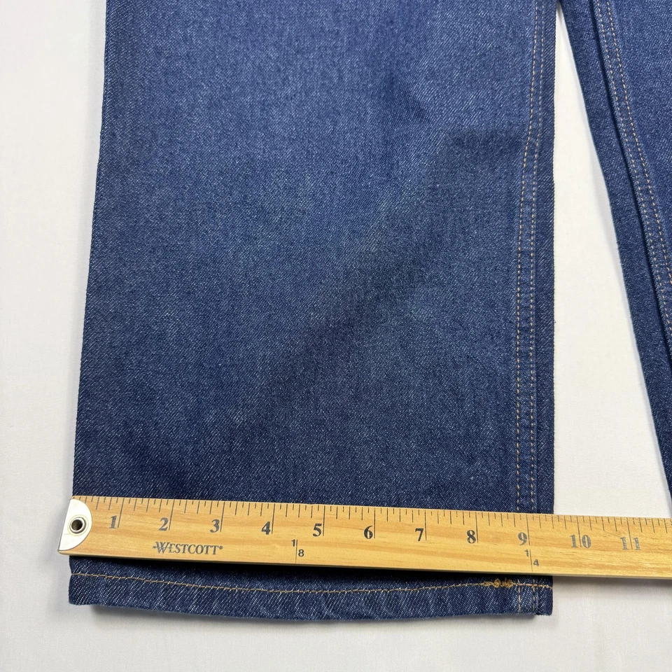 L.L.Bean Jeans Mens 46x30 Blue Denim Relaxed Fit 100% Cotton Zip Fly Classic - Image 2 of 4