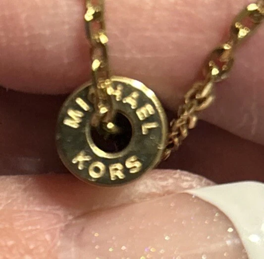 COLLAR MICHAEL KORS CHAPADO EN ORO CIRCONITAS CÚBICAS Barril 16" Cadena Colgante Feria Foto 3 de 4