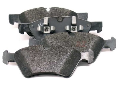Auto Shack Front Ceramic Brake Pad Kit – For Mercedes ML350 GL450 E350 R350 GL550 – PCD1123