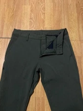 Bylt Pants Mens Large Green Everyday 2.0 Golf Stretch Chino Preppy Trousers