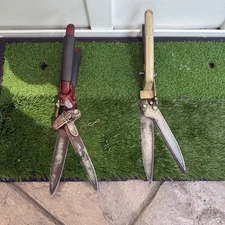 Pair of Vintage Grass Shears – Craftsman USA 98689 & Red Handle Edging Trimmers