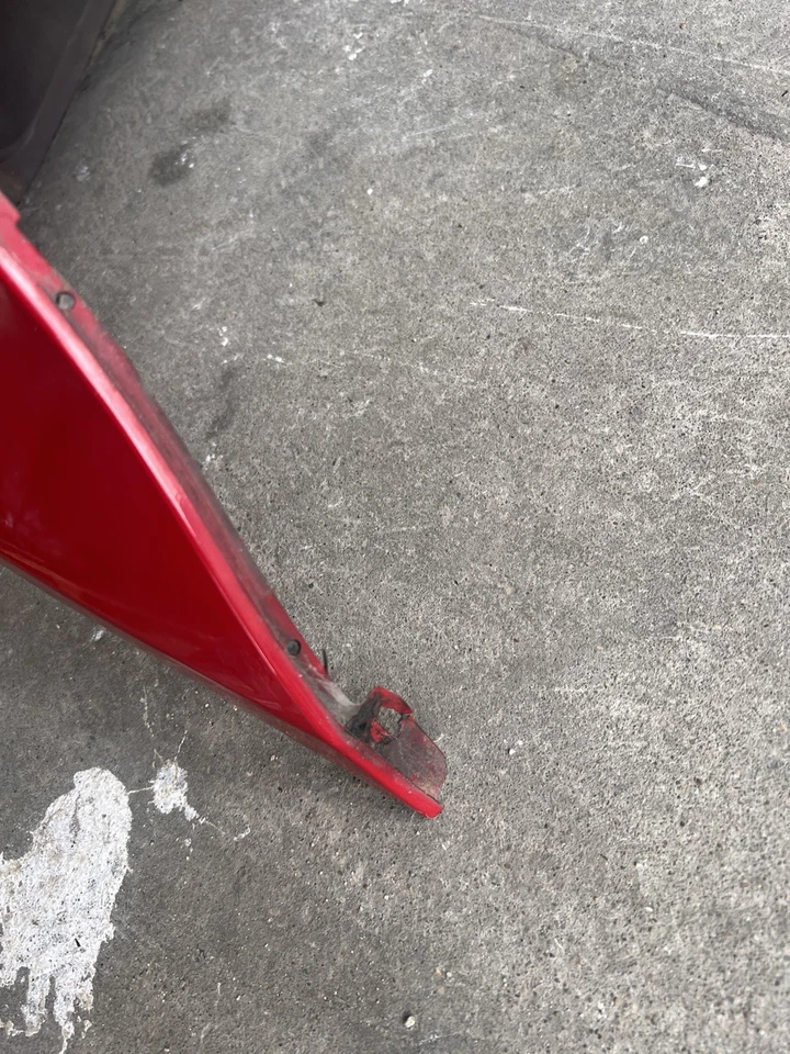 Paraurti posteriore VW Lupo GTI 1.6 16V rosso LY3D posteriore - Immagine 2 di 4