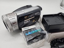 Sony Handycam 30GB HDD Camcorder HDR-SR1 Battery Charger 4gb Memory Stick TESTED