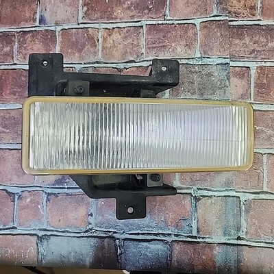 Ford F75B-15A254-FB RH Passenger Head Light Fits Expedition F150 F250 OEM Used