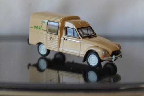 Brekina 14283 Citroen Acadiane Sonderfarbe Oasi 1976 - Bild 5 von 5