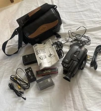 JVC GR-AX337E Camcorder with Carry Bag + Manual + Charger+Accessories 
