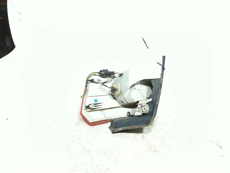 2010 GMC Terrain Right Silver Tail Light Assembly OEM 288589 179K Miles - Image 2 of 4