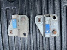 1971 Dodge Challenger Front Door Glass Bracket Track Barracuda E-body Read Below 1971 Dodge Challenger Front Door Glass Bracket Track Barracuda E-body Read Below