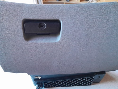 BOITE A GANTS BMW E39 525 - Picture 3 of 5