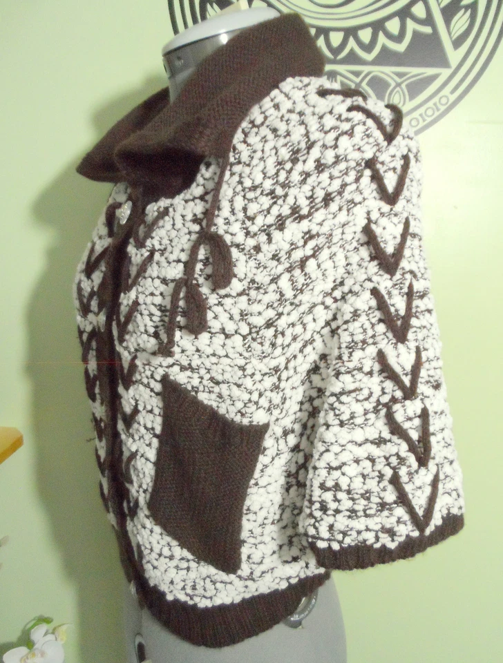 SOFIE CAMICA Poncho Suéter S/M Marrón Blanco Boho Conejito de Nieve Invierno Moderno Foto 2 de 4