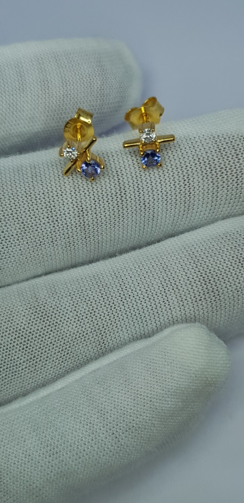 Picture 11 of 16