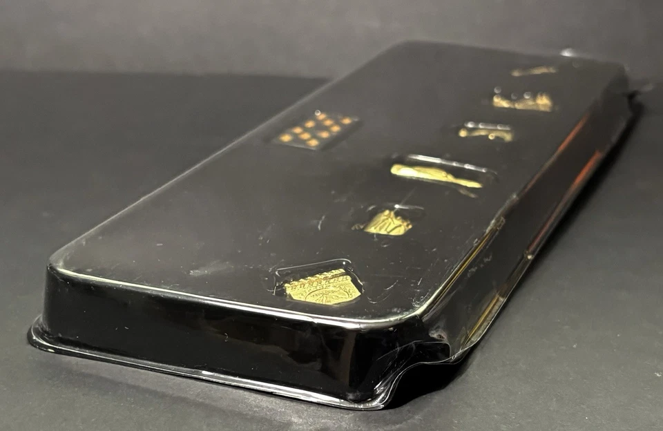 2013 Monopoly Empire Replacement 6 Gold Tokens & 2 Black Dice Parts In Holder - Image 4 of 4