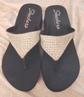 Women's Skechers Sz 10 Wide Yoga Foam Bling Rhinestone Flip Flops Sandals Black — photo 1