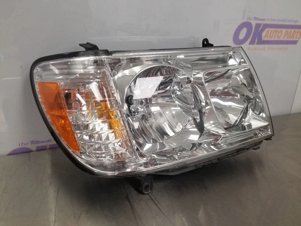 07 2007 TOYOTA LAND CRUISER FARO LÁMPARA PASAJERO DERECHO Foto 3 de 4