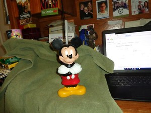 mickey mouse drinking bottle screw on head with straw
