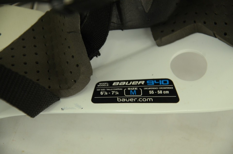 Bauer 940 Certified Straight Bar Goalie Mask Senior Size MED White