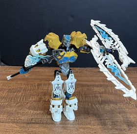 LEGO BIONICLE: Kopaka-Master of Ice (70788) (Missing Gold Mask and Skull Spider)